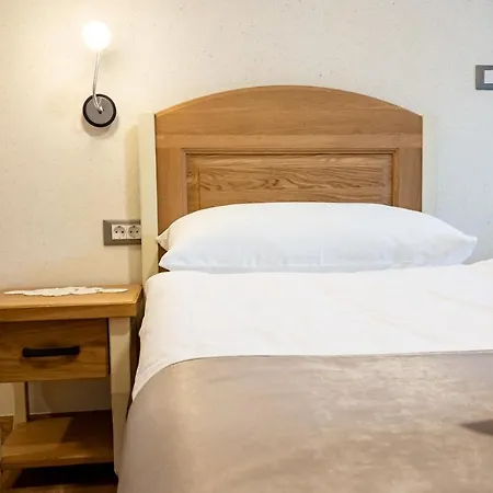 Pri Cesarju Guest house